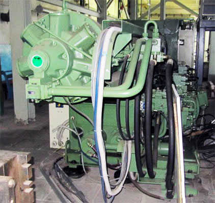 Krauss Maffei 51.5 tones Injection Moulding Machine- 4